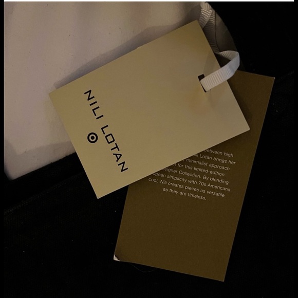 Nili Logan x Target Tote 🍒 - Picture 5 of 8